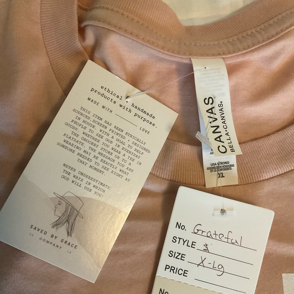 Saved by Grace Co. - Grateful T-Shirt - Picture 6 of 8